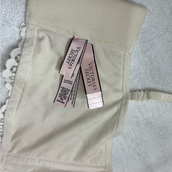 NWT VICTORIA SECRET Elegant White Lace Bustier - Picture 7 of 8